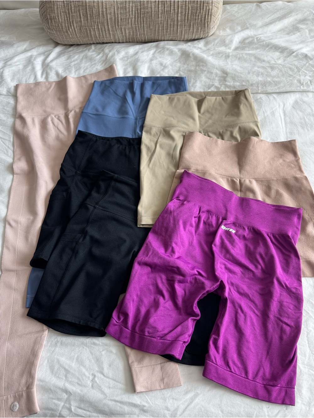 Women’s High-Waist Seamless Bike Shorts, capri pants, and leggings bundle